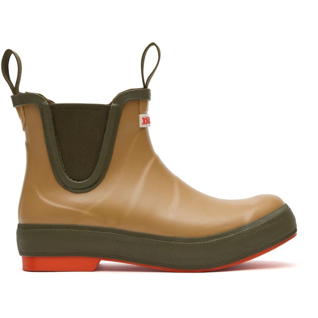 The Ankle Deck Boot collection has been crafted specifically for off-shore anglers. The ADB is a great option for anyone looking for non-slip and waterproof footwear for like on land or on the water.