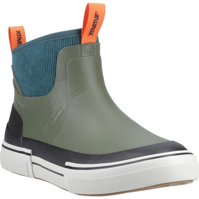 The Ankle Deck Boot collection has been crafted specifically for off-shore anglers. The ADB is a great option for anyone looking for non-slip and waterproof footwear for like on land or on the water.