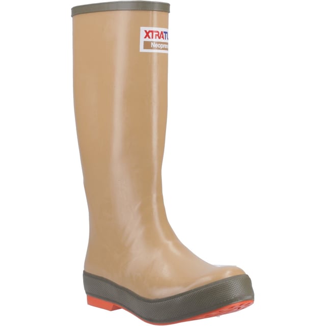 An Alaskan staple in the commercial fishing industry, the Legacy Boot provides commercial fishermen flexible, all-day comfort and the best protection against the broadest range of acids, corrosives, and contaminants