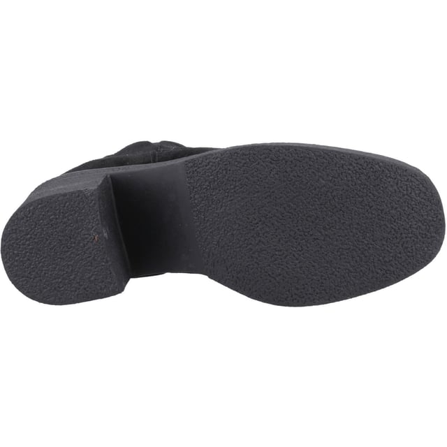 Hush Puppies Felicia Suede Women's Black Heeled Chelsea Boots Say hello to effortless style with the Felicia Boot! Crafted from real suede, this ankle boot boasts a cosy fleece lining, block heel, and WorryFree water repellent protection - perfect for all-day wear. Walk more and worry less in style.
