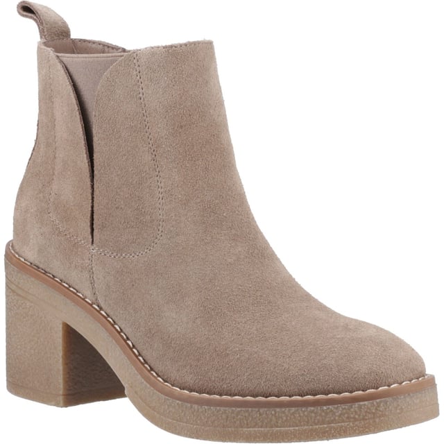 Hush Puppies Felicia Suede Women's Taupe Heeled Chelsea Boots Say hello to effortless style with the Felicia Boot! Crafted from real suede, this ankle boot boasts a cosy fleece lining, block heel, and WorryFree water repellent protection - perfect for all-day wear. Walk more and worry less in style.