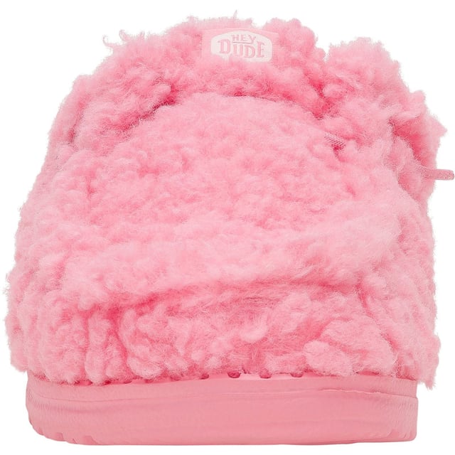 Mache dich bereit, ultimativen Komfort mit den brandneuen Wendy Slipper von HEYDUDE zu erleben! Hergestellt aus weichen, gemütlichen Materialien, sind diese Hausschuhe so konzipiert, dass sie deine Füße in Wärme hüllen und somit der perfekte Begleiter für kalte Tage draußen oder gemütliche Nächte drinnen sind.