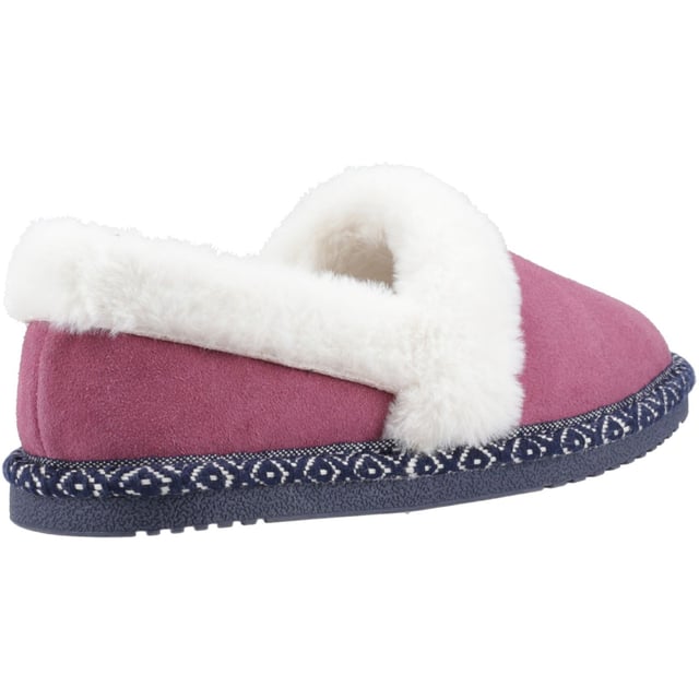 Featuring a real suede upper, memory foam insole and cosy faux fur the Ariel slipper is the perfect choice to keep your toes toasty all winter long