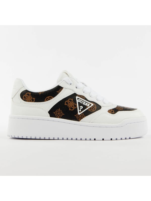 Basket Guess Urban Femme Weiß Leder. Authentischer Schuh der Marke Guess - Streetwear/Sportswear-Design von Guess - Guess für Frauen, modisch und perfekt für den Alltag - Die weißen Basket Guess lassen sich hervorragend mit dem Rest Ihrer Garderobe kombinieren - Bequeme Lederqualität - Klassische Schnürsenkel - Urban - Synthetik