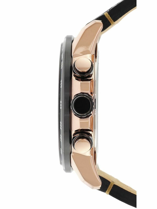 Diese Citizen  Chronograph Uhr für  Herren ist das perfekte Accessoire zum tragen oder verschenken. Ihr Rosagold 42 mm Rund Gehäuse kombiniert mit dem bequemen Schwarz Armband aus  Leder garantiert, dass Sie diese atemberaubende Uhr kompromisslos genießen werden. Angetrieben von einem hochwertigen Eco-Drive Uhrwerk und wasserdicht bis 20 bars, läuft Ihre Uhr stets weiter. Diese Uhr verfügt über eine Eco-Drive-Technologie (wird von jeder Lichtquelle aufgeladen; benötigt keine Batterie) -Diese Analog Uhr verfügt über eine Kalenderfunktion: Datum, Stoppuhr, Funk, 24-Stunden-Anzeige, Leuchtzeiger, Tachymeter Diese hochwertige Uhr hat ein Schwarz Leder Band ( 21 cm Länge und 21 mm Breite) mit einer Dornschließe Gehäusedurchmesser: 42 mm,Gehäuse Höhe: 12 mm, Gehäusefarbe: Rosagold Zifferblattfarbe: Schwarz