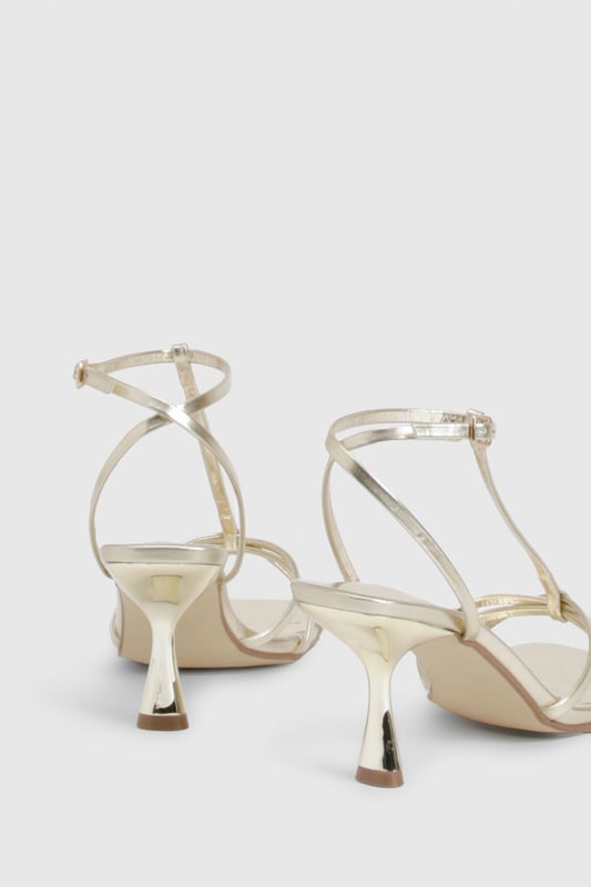 We'll make sure your shoes keep you one stylish step ahead of the crowdWhether you're keeping it simple in sliders, living the high life in heels or joining the fash pack in flatforms, you'll be heading to shoe heaven with our fashion-forward footwear collection. Boots are your day-to-night bestfriend, giving a floral dress&nbsp;that tough twist - add a biker jacket for even more attitude. Find your summer feet in jelly sandals and enjoy balmy nights in block heels.