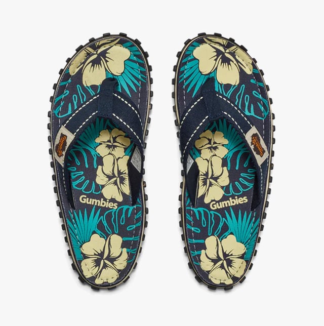 Recycled cotton canvas upper with a breathable lining and recycled rubber sole create lightweight, comfortable flip-flops. Designed with a toe post and round shape for casual wear