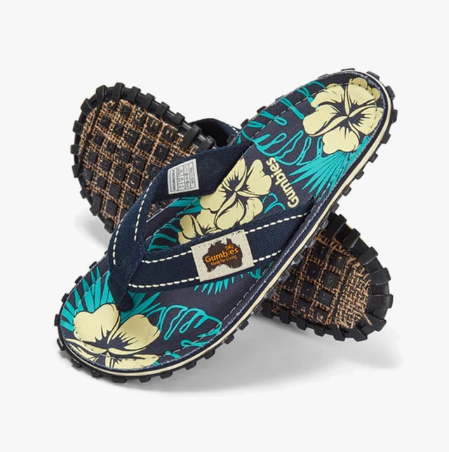 Recycled cotton canvas upper with a breathable lining and recycled rubber sole create lightweight, comfortable flip-flops. Designed with a toe post and round shape for casual wear