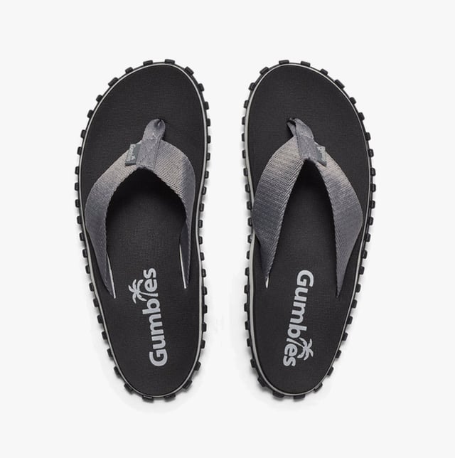 Unisex waterproof flip-flops with a toe post design feature recycled rubber soles, breathable EVA lining, and recycled PET uppers, ideal for casual, lightweight comfort