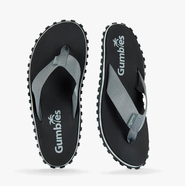 Unisex waterproof flip-flops with a toe post design feature recycled rubber soles, breathable EVA lining, and recycled PET uppers, ideal for casual, lightweight comfort