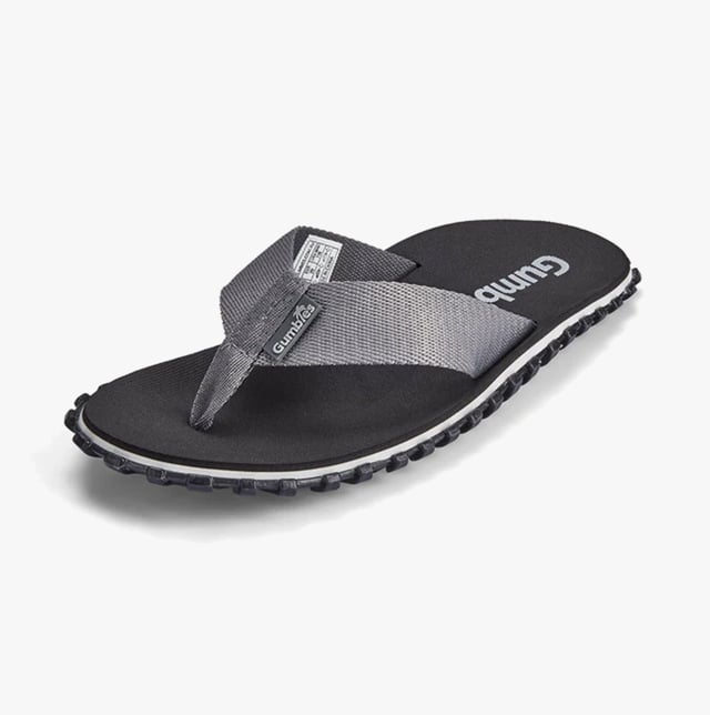Unisex waterproof flip-flops with a toe post design feature recycled rubber soles, breathable EVA lining, and recycled PET uppers, ideal for casual, lightweight comfort