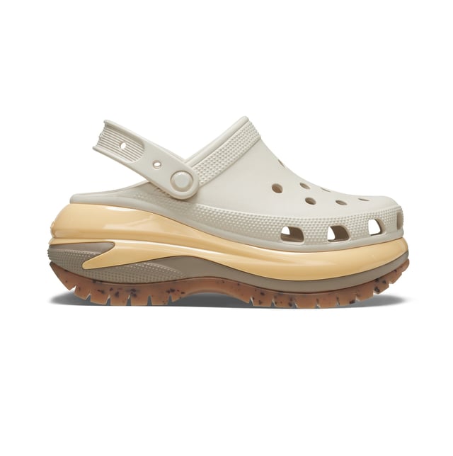 These unisex clogs feature a synthetic upper and lining with a rubber sole, a platform heel, and a round toe. Designed for comfort and breathability, ideal for casual wear