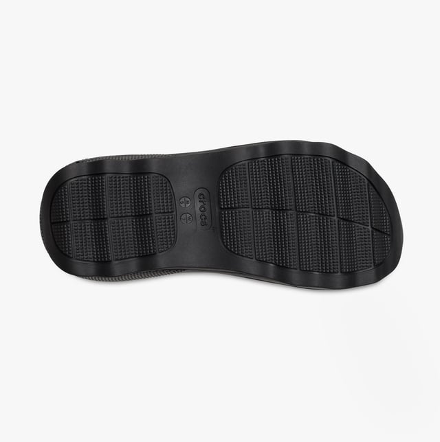 These women's slip-on sliders feature Croslite material for comfort and breathability, a platform heel, and an open toe design, ideal for casual wear
