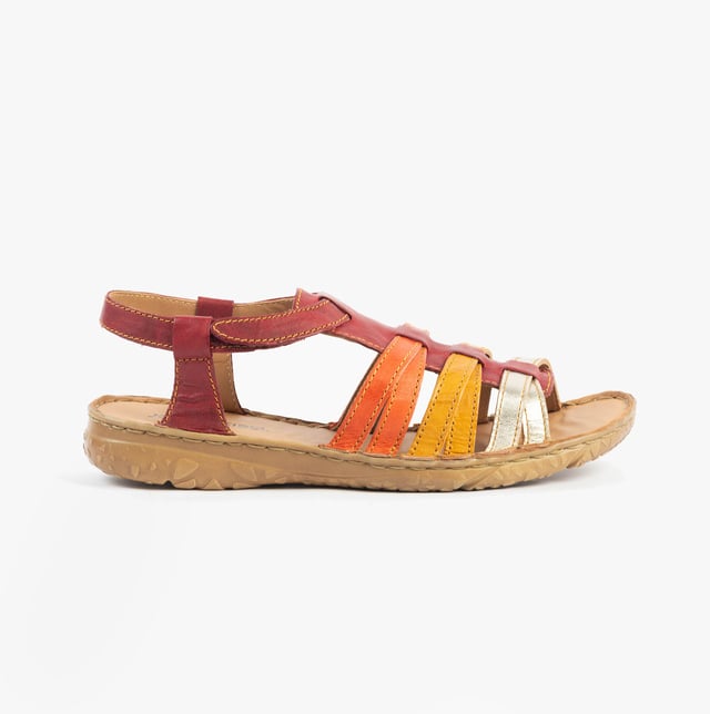 These women's Fisherman sandals feature a leather upper and lining, lightweight rubber sole, and touch fasten closure, offering comfort and easy wear for casual occasions