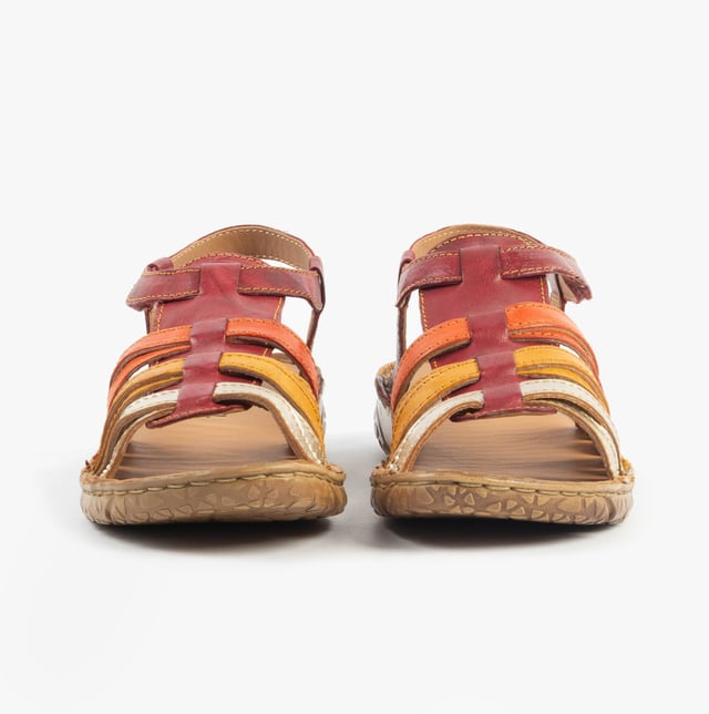 These women's Fisherman sandals feature a leather upper and lining, lightweight rubber sole, and touch fasten closure, offering comfort and easy wear for casual occasions