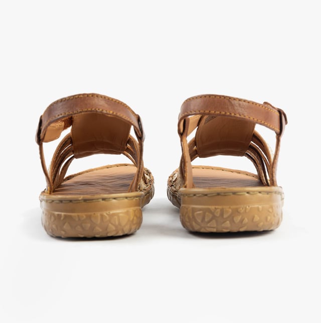 These lightweight leather fisherman's sandals feature a multi-tone design, rubber sole, and touch fasten for casual comfort and easy wear
