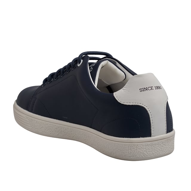 Refined style with the authenticity of leather.\n\n These leather sneakers from the US Polo Association combine a clean design with high-quality materials for a stylish urban look. Designed for those who value comfort without sacrificing style, they're the perfect complement to any casual outfit.\n\n Details:\n - Upper made of genuine leather, with a smooth finish and defined seams.\n - Soft inner lining with ergonomic padding.\n - Round laces with metal eyelets.\n - Durable rubber sole with non-slip texture.\n - US Polo Assn. logo engraved on the side.\n\n A timeless staple elevated by the use of genuine leather, these men's casual sneakers offer a perfect combination of comfort, durability, and refined style. Ideal for those who value real quality in their everyday footwear.\n Composition: Exterior: 100% Leather; Interior: Textile; Sole: Synthetic\n Care:\nClean with a soft brush and neutral soap.\n Avoid machine washing.\n Air dry, away from direct sunlight.