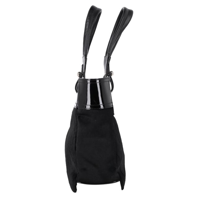 VINTAGE, RRP AS NEW
The Chanel Small Paris Biarritz Tote Bag in Black Calf Hair and Leather offers a perfect balance of luxury and functionality, featuring a chic combination of smooth leather and plush calf hair for a distinctive texture. Its compact size and structured shape make it an ideal choice for both everyday use and special occasions. Pair it with a tailored coat and boots for a sophisticated, city-ready look, or wear it with a casual dress and sneakers for a more relaxed yet elevated vibe. The timeless black color and signature Chanel design ensure it’s a versatile and statement piece in any wardrobe.

 Chanel Small Paris Biarritz Tote Bag in Black Calf Hair and Leather

Condition: Excellent
Signs of wear: No retail tag, No visible sign of wear., 
Packaging: None
Color: Black
Material: Calf hair
Size: One Size | One Size
Measurements: Width: 110; Height: 270; Length: 320; Handle drop: 190; Strap length: 0
SKU: NAPPUGBBA465190W
