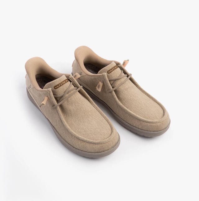 These casual men's shoes feature a canvas upper, textile lining, rubber sole, and slip-in design with air-cooled memory foam for comfort, suitable for everyday wear