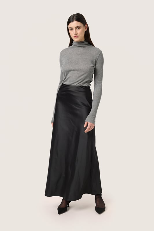 Slim fit,Elastische Taille,Knöchellänge  Schonwäsche 30°, Nicht bleichen, Nicht im Trockner trocknen, Tropnass aufhängen im Schatten, Kalt bügeln max. 110° C, Trockenreinigung  96% Polyester,4% Elasthan