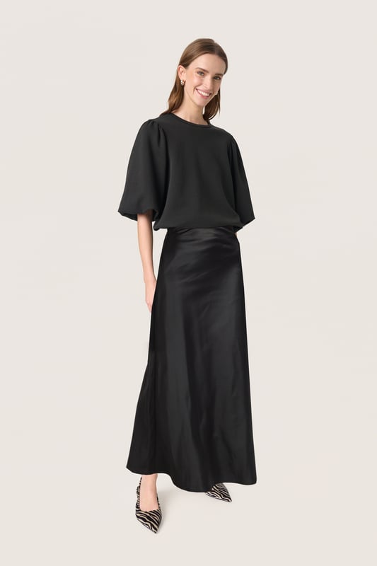 Slim fit,Elastische Taille,Knöchellänge  Schonwäsche 30°, Nicht bleichen, Nicht im Trockner trocknen, Tropnass aufhängen im Schatten, Kalt bügeln max. 110° C, Trockenreinigung  96% Polyester,4% Elasthan