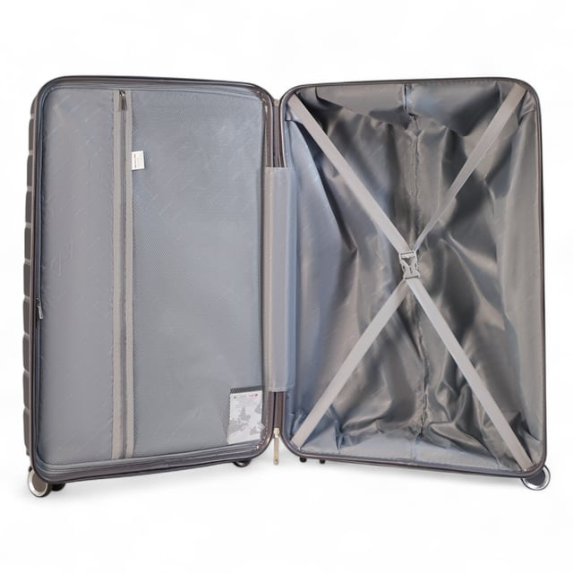 Hard Shell TSA Smoke Blue Strong Suitcase Set 8 Wheel Cabin Luggage Holiday Travel Case Travel in timeless style with our Hard Shell Classic Suitcase Set, designed for both practicality and elegance. Crafted with premium materials, this set is built to meet the needs of frequent travelers, combining robust features with a sleek finish.
Features:
Durable Polypropylene Construction: Lightweight and resilient, offering superior protection for your belongings.
Secure TSA-Approved Lock: Ensures your luggage is travel-compliant and your items are safe during transit.
4x Smooth Dual Wheels: Provides effortless 360° mobility for smooth navigation through airports and crowded areas.
Ergonomic Telescopic Handle: Designed for a comfortable and firm grip during use.
Thoughtful Interior Design: Includes tie-down straps, a zippedivider, and compartments to keep your items neatly organized.
Sizes and Specifications:
Cabin:
Dimensions: 36 x 22.5 x 56 cm
Weight: 2.60 kg
Capacity: 36L
Medium:
Dimensions: 43 x 27 x 66 cm
Weight: 3.30 kg
Capacity: 58L
Large:
Dimensions: 49 x 30 x 76 cm
Weight: 4.10 kg
Capacity: 88L
This classic suitcase set is perfect for any occasion, whether you're embarking on a business trip, a weekend getaway, or a long vacation. With its sturdy build, smooth maneuverability, and secure locking system, you can travel with confidence and ease.
Elevate your travel experience with the perfect combination of style and functionality.