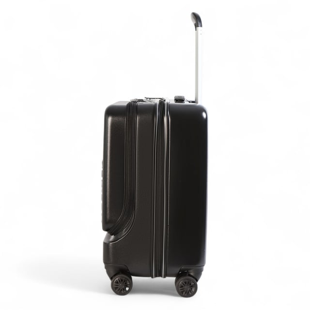 Verbeter uw reiservaring met de handbagagekoffer met vooropening, ontworpen voor ultiem gemak en moderne stijl. Deze koffer met harde schaal is gemaakt van duurzaam ABS+PC-materiaal en heeft een innovatief ontwerp met opening aan de voorkant, waardoor u snel en gemakkelijk toegang hebt tot uw essentiële spullen zonder het hoofdcompartiment volledig te hoeven openen. Verkrijgbaar in een chique palet van wit/klei, roze, groen en klassiek zwart, combineert hij robuuste bescherming met opvallende esthetiek. Glijd moeiteloos door luchthavens met zijn soepel rollende spinnerwielen en beveilig uw bezittingen met het geïntegreerde slot. Belangrijkste kenmerken: Ontwerp met opening aan de voorkant: Biedt gemakkelijke en snelle toegang tot uw spullen onderweg. Duurzame constructie: Gemaakt van veerkrachtig ABS+PC-materiaal om aan de eisen van reizen te voldoen. Moeiteloze mobiliteit: Uitgerust met multidirectionele spinnerwielen voor soepele navigatie. Veilig reizen: Voorzien van een geïntegreerd slot voor gemoedsrust. Afmetingen en specificaties: Cabine: Afmetingen: 39 x 26 x 51,5 cm Gewicht: 3,25 kg Inhoud: 35 l