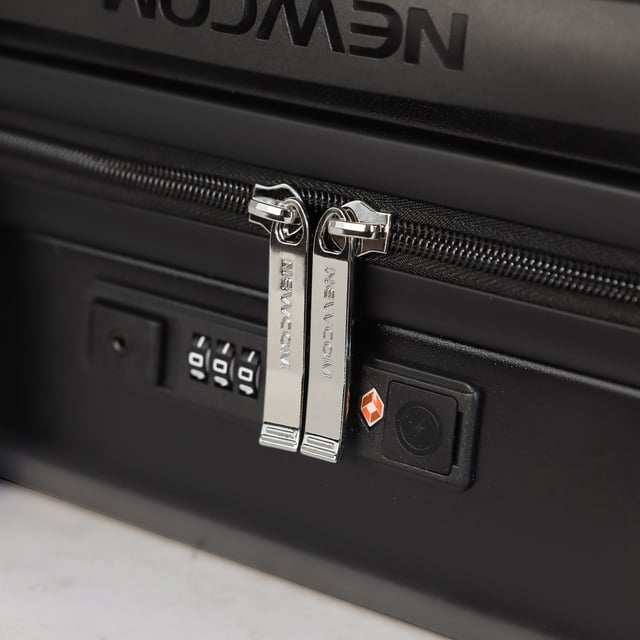 Upgrade your journey with this striking Hard Case Cabin Luggage, combining a sleek, ridged silver exterior with a vibrant red telescopic handle for both style and robust durability, ensuring you're always ready for your next short trip or quick getaway.

Key Features:

Durable Hard Case: Built to withstand the rigors of travel, offering superior protection for your belongings.
Effortless Mobility: Equipped with 360° spinner wheels for smooth, multi-directional gliding through airports and beyond.
Ergonomic Red Handle: A sturdy, adjustable telescopic handle provides a comfortable grip and adds a pop of color.
Integrated Cup Holder: Conveniently designed with a built-in cup holder for easy access to your beverage on the go.
Side Bag Hook: Features an integrated hook for securely carrying shopping bags or other personal items.
Stylish Design: Features a distinctive silver ribbed finish for a modern and sophisticated look.
Travel with confidence and style — this cabin luggage is your reliable companion for any destination.

Size and Specification:
Cabin:
Dimensions: 38 x 24 x 56.5 CM
Weight: 3.17 kg
Capacity: 42.03 L