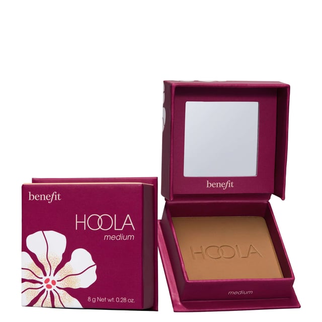 Experience the iconic Benefit Hoola Medium Matte Powder Bronzer, your go-to solution for a sun-kissed glow. This award-winning bronzer is known for its ultra-fine, silky-soft texture that builds and blends effortlessly for a natural matte finish. Perfect for any occasion, it lasts all day with its longwearing, waterproof, and smudge-proof formula. Whether you need a quick touch-up or a full glam look, Hoola has you covered. Join beauty enthusiasts who have made this bronzer a cult favorite and achieve that perfect sun-kissed complexion.
