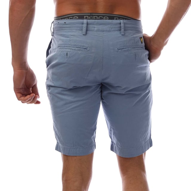 Mens Lyle And Scott Anfield Chino Shorts in blue.- Zip fly and button fastening.- Side pockets.- Back pockets.- Belt loops.- Lyle And Scott Golden Eagle woven logo badge on the rear pocket.- Branded button.- 100% Cotton.- Ref: SH1814VW825