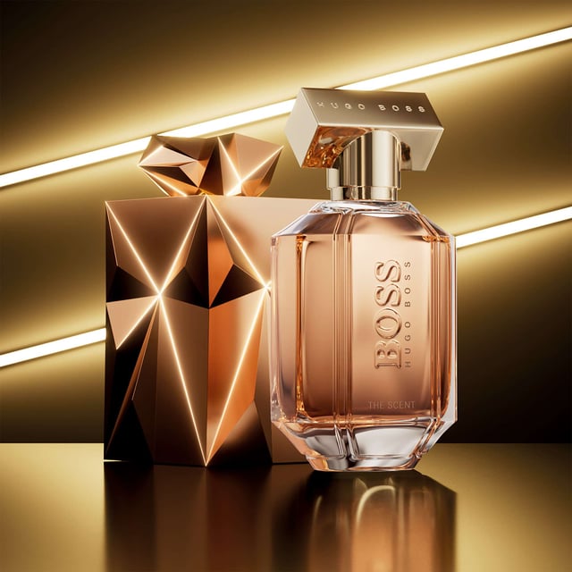 Celebrate the essence of femininity this holiday season with the HUGO BOSS The Scent For Her Eau de Parfum gift set. Nestled in a luxurious black box adorned with rose-gold accents, this gift set embodies sophistication and charm. The fragrance opens with delightful top notes of honeyed peach and freesia, leading into a heart of exotic Osmanthus flower that adds warmth and depth. The journey concludes with a rich base of roasted cocoa, delivering an alluring, unforgettable scent. This set includes a 30ml Eau de Parfum and a 50ml Body Lotion, making it the perfect gift for someone special.