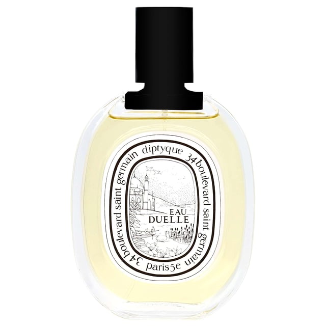Diptyque Eau Duelle Eau de Toilette Spray - A Unique Fragrance Experience - 100ml Discover the enchanting Diptyque Eau Duelle Eau de Toilette Spray, a fragrance that masterfully balances sweet and smoky notes. This captivating scent invites you on a sensory journey, beginning with a vibrant pink pepper accord that awakens the senses. As it unfolds, you'll experience a harmonious blend of creamy vanilla, exotic cypriol, and aromatic calamus, creating a duality of mystery and allure. Perfect for those who seek a signature scent that stands out, Eau Duelle is not just a fragrance; it's an exploration of new frontiers in perfumery.