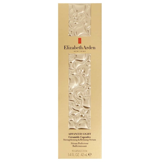 Advanced Light Ceramide Capsules supply the skin with essential support that maintains hydration whilst empowering a more radiant appearance. It contains phytoceramides, patented cyclopeptides, and hemisqualane which combine to improve the skin’s natural barrier and minimise the appearance of pores. The skin’s clarity is improved and balanced.To use: Apply one capsule to the cleansed face and neck. > to translate in English