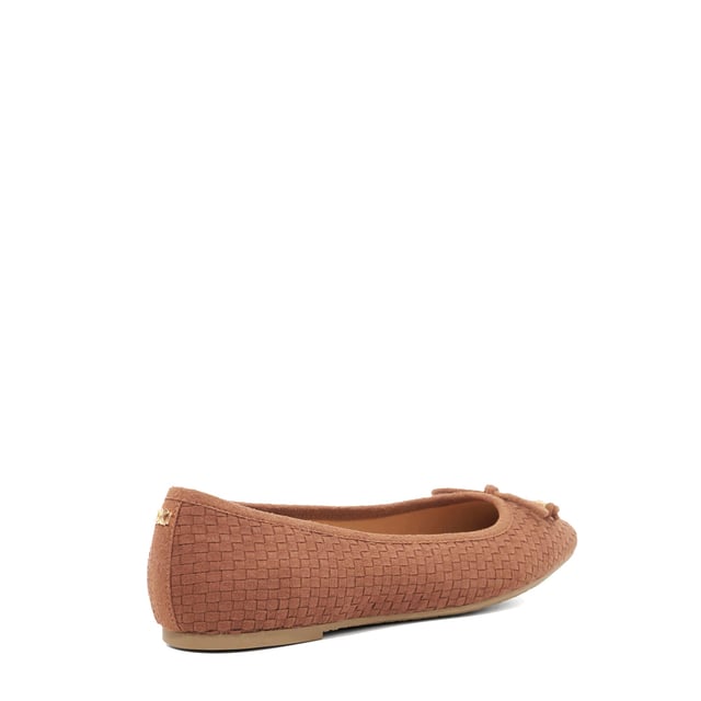 Dune Ladies Harries - Woven Slip On Ballet Flats Embrace comfort and style every time with Harries, ballet flats decorated with a classic bowl detail on the rounded toe. Crafted from premium fabrics with a woven finish, they're the perfect go-to for everyday wear.