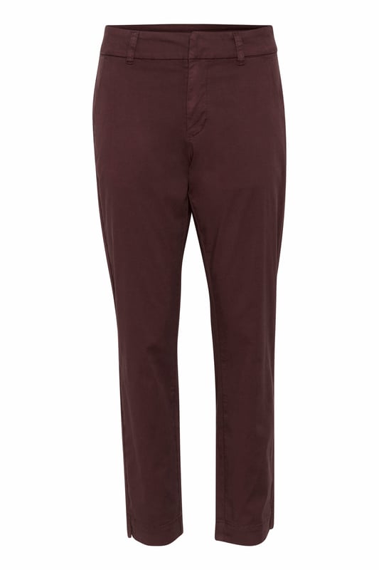 Damen-Chinohose in regulärer Passform und verkürzter Länge für vielseitige Outfits. Mit klassischen Gürtelschlaufen und bequemem Bund für Alltag und Büro.  Schonwäsche 30°, Nicht bleichen, Nicht im Trockner trocknen, Tropnass aufhängen im Schatten, Kalt bügeln max. 110° C, Trockenreinigung  98% Baumwolle,2% Elasthan