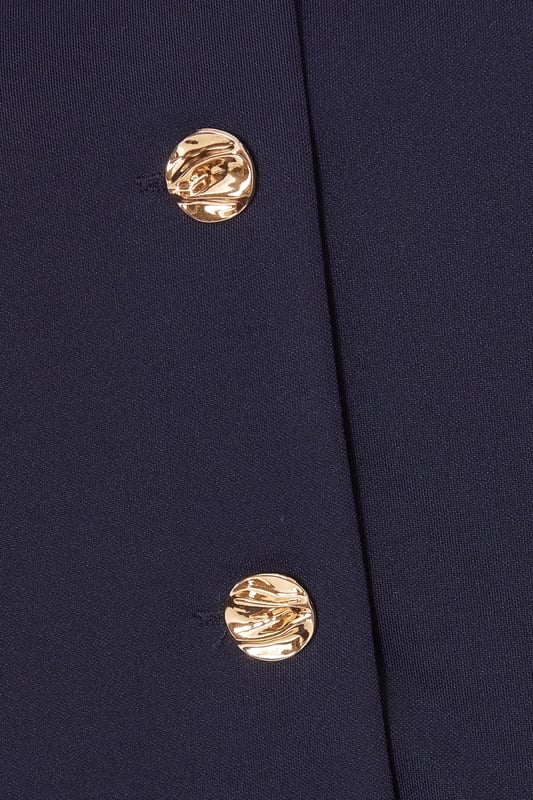 - Woven finish - Round neckline - Button front - Model height: 5'7" - Model wears uk 8 / us 4 / eur 36 - Always check the wash care label - Cool hand wash with mild detergent