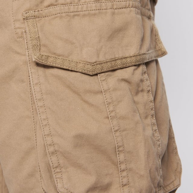Men's Crosshatch Jamstar Cargo Shorts.- Zip fly and button fastening.- Multi pocket construction with herringbone binding trim.- 100% Cotton. Machine washable.