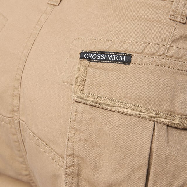 Men's Crosshatch Jamstar Cargo Shorts.- Zip fly and button fastening.- Multi pocket construction with herringbone binding trim.- 100% Cotton. Machine washable.