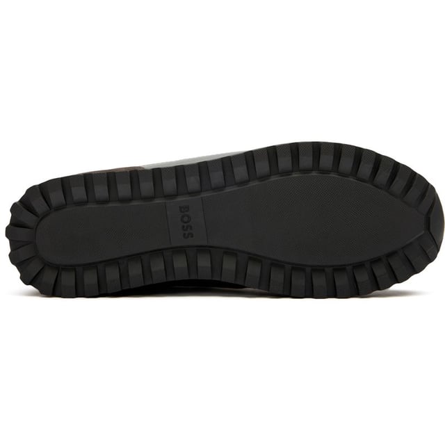 Boss Parkour Trainers The Boss Parkour combines urban style with running-inspired design in a sleek dark grey and black silhouette. Crafted with premium nylon uppers offering a luxurious finish while maintaining breathability, these men's trainers deliver exceptional comfort for daily wear. The lightweight EVA rubber outsole provides reliable traction and long-lasting durability without weighing you down. Perfect for casual outings or active days, BOSS delivers their signature refined aesthetic in a performance-ready package.