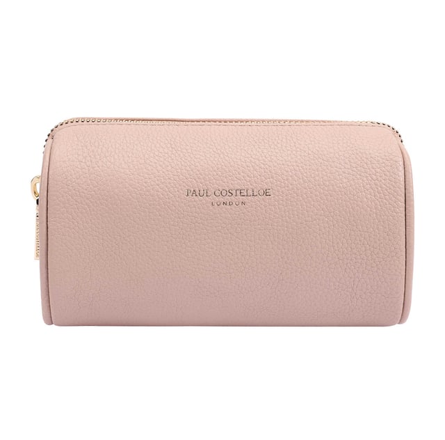 Discover the perfect blend of style and functionality with our Premium Leather Travel Makeup and Jewellery Case. Crafted from the finest soft leather, this medium-sized case is designed specifically for travel organization. Its compact yet spacious design allows you to neatly store your makeup and jewellery essentials, making it an ideal companion for any journey. Whether for personal use or as a thoughtful gift, this elegant case is sure to impress. Elevate your travel experience with this chic and practical accessory.