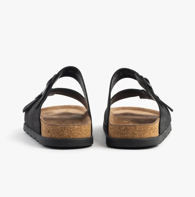 These men's sliders feature a leather upper, breathable lining, and EVA sole for comfort. Designed with an extra-wide fit and slip-on style, ideal for casual summer wear