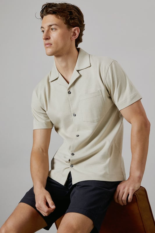 Off White Short Sleeve Revere Collar Jersey Shirt