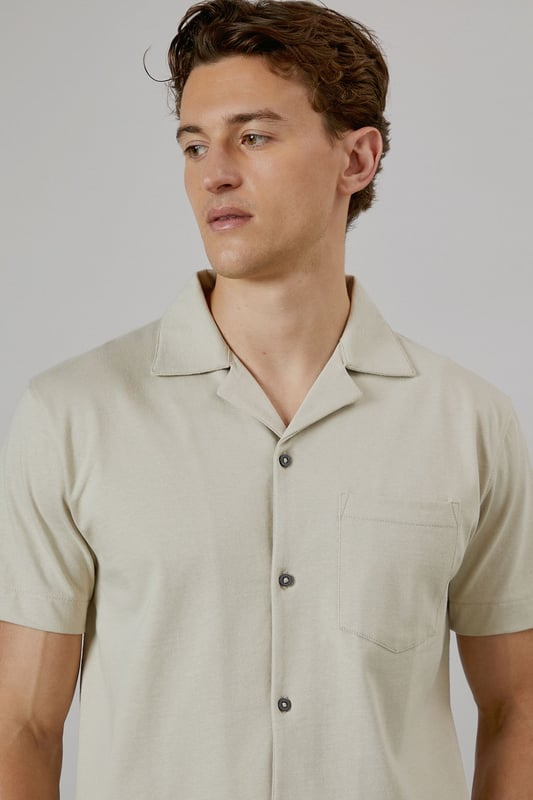 Off White Short Sleeve Revere Collar Jersey Shirt