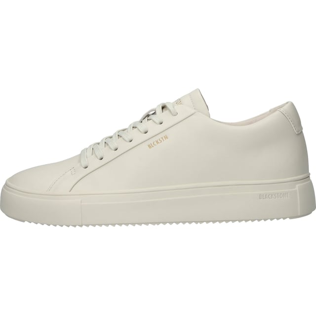 Sneaker (low) der Marke Blackstone. In der Farbe DELICATE STONE. Hergestellt aus Leather mit einem Futter aus Leather. Dieser Schuh ist mit einer Cup Sohle gefertigt.
