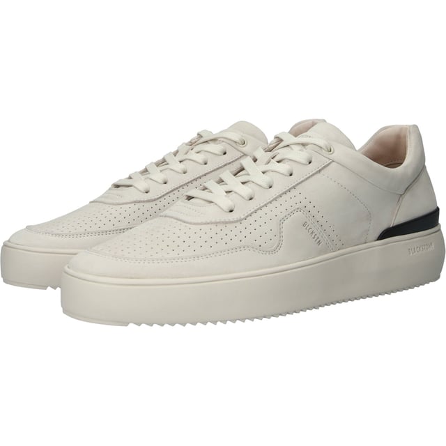 Sneaker (low) der Marke Blackstone. In der Farbe DELICATE STONE. Hergestellt aus Nubuck mit einem Futter aus Leather. Dieser Schuh ist mit einer Cup Sohle gefertigt.