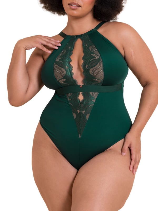 Curvy Kate Scantilly Indlugence Bodysuit. Non-wired bodysuit with magnolia print stretch lace, supportive mesh lined cups and soft microfibre material. The product is recommended for hand wash only.