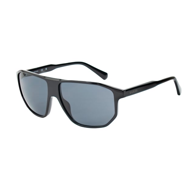 Gafas de sol de hombre de color negro - Guess GF00010-6101A• material: inyectado• color: negro• tamaño: 61/14/145 mm (longitud de la lente / ancho del puente / longitud de la varilla)  CATEGORY 3