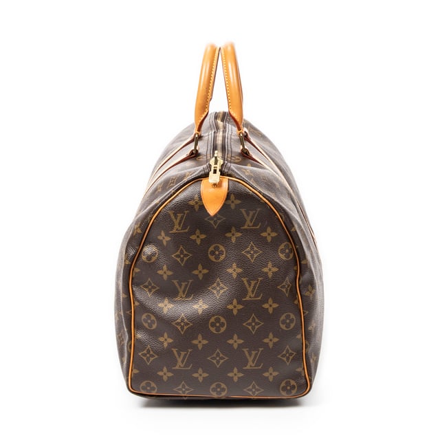 Louis Vuitton Taschen Keepall 45 Reisetasche und Braun Beschichtete Leinwand und Goldenes Messing hardware. Das Produkt ist auf in ausgezeichnetem Zustand (A).
  Abmessungen: 45x24x20 cm 
  Zubehör inklusive: Luggage Tag; Handle Strap; Keys; Cadenas
  
  BrandCo Paris hat seltene Artikel und die besten Konditionen zu unglaublichen Preisen vorgestellt. Geduld lohnt sich! Kaufen Sie mit Vertrauen: Alle Artikel von BrandCo Paris sind von unserem Expertenteam ausgewählt und authentisch.
  Alle Artikel enthalten ein Echtheitszertifikat und wurden von BrandCo Paris übernommen.
  Tabelle zur Klassifizierung des Artikelzustands
  N (wie neu)
  AA (perfekter Zustand)
  A (ausgezeichneter Zustand)
  AB (sehr guter Zustand)
  B (gut/mittelmäßig)