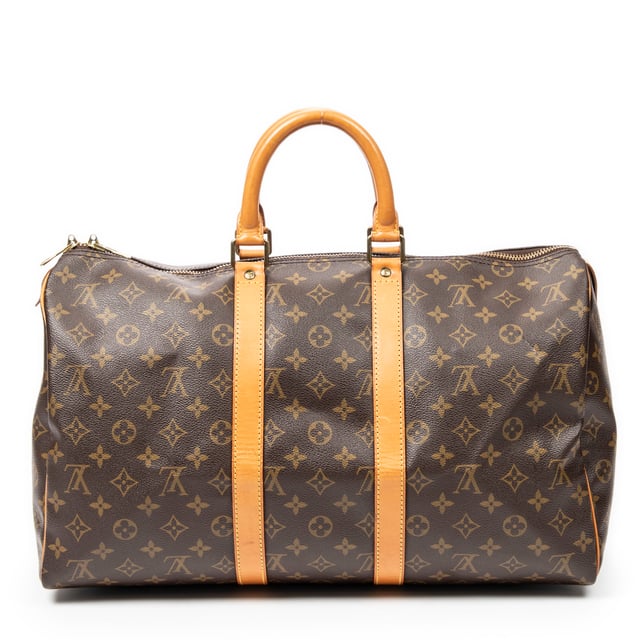Louis Vuitton Taschen Keepall 45 Reisetasche und Braun Beschichtete Leinwand und Goldenes Messing hardware. Das Produkt ist auf in ausgezeichnetem Zustand (A).
  Abmessungen: 45x24x20 cm 
  Zubehör inklusive: Luggage Tag; Handle Strap; Keys; Cadenas
  
  BrandCo Paris hat seltene Artikel und die besten Konditionen zu unglaublichen Preisen vorgestellt. Geduld lohnt sich! Kaufen Sie mit Vertrauen: Alle Artikel von BrandCo Paris sind von unserem Expertenteam ausgewählt und authentisch.
  Alle Artikel enthalten ein Echtheitszertifikat und wurden von BrandCo Paris übernommen.
  Tabelle zur Klassifizierung des Artikelzustands
  N (wie neu)
  AA (perfekter Zustand)
  A (ausgezeichneter Zustand)
  AB (sehr guter Zustand)
  B (gut/mittelmäßig)