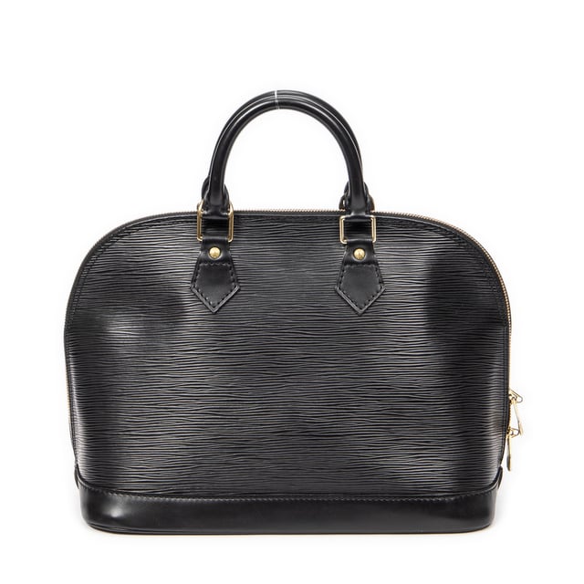 Louis Vuitton Alma PM en Negro Piel de becerro Louis Vuitton Bolsas Alma PM Bolso en Negro Piel de becerro y Latón dorado hardware. El producto esta en Excelentes Condiciones (A).
Dimensiones: 30x23x15 cm
Accesorios incluidos: None
Notas de Exterior: Ligeros arañazos en el cuero
BrandCo Paris encuentra artículos raros y en las mejores condiciones a precios increíbles. ¡Vale la pena tener paciencia! Compra con confianza: todos los artículos de BrandCo Paris son seleccionados y autenticados cuidadosamente por nuestro equipo de expertos.
Todos los artículos vienen con un certificado de autenticidad y un embalaje entregado por BrandCo Paris.
Tabla de clasificación de la condición del artículo
N (como nuevo)
AA (perfecto estado)
A (excelente estado)
AB (muy buen estado)
B (bueno/regular)